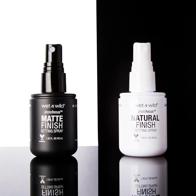 wet n wild Photo Focus Setting Mist, Up to 24HR Wear, Lightweight & Nourishing Aloe Formula Suitable for All Skin Types, Cruelty-Free & Vegan - Matte Appeal