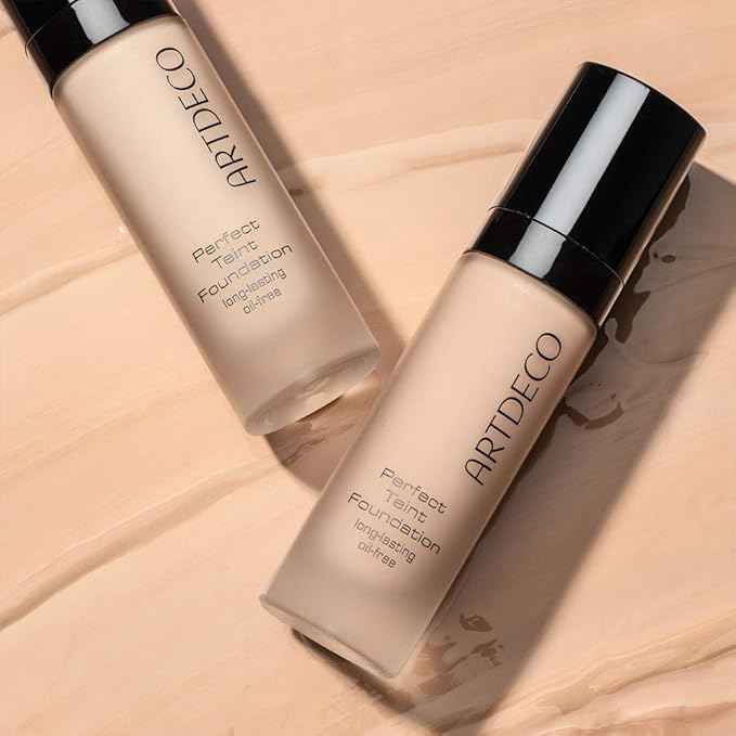 ARTDECO Perfect Teint Foundation - Soft Vanilla N°12 - Lightweight Liquid Formula - Medium to Full Coverage - Without Mask-Like Effect - Conceals Imperfections - Vegan Makeup - Hyaluron - 0.67 Fl Oz
