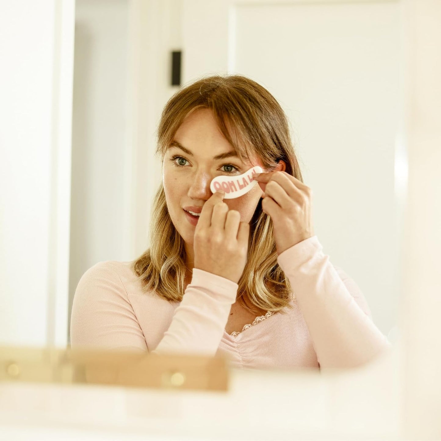 Studio Oh! Reusable Under-Eye Patches, Puffy Eyes Treatment and Under Eye Masks Skincare, 100% Silicone Eye Patches, Pairs with Favorite Serums or Creams, Beamin' Blooms